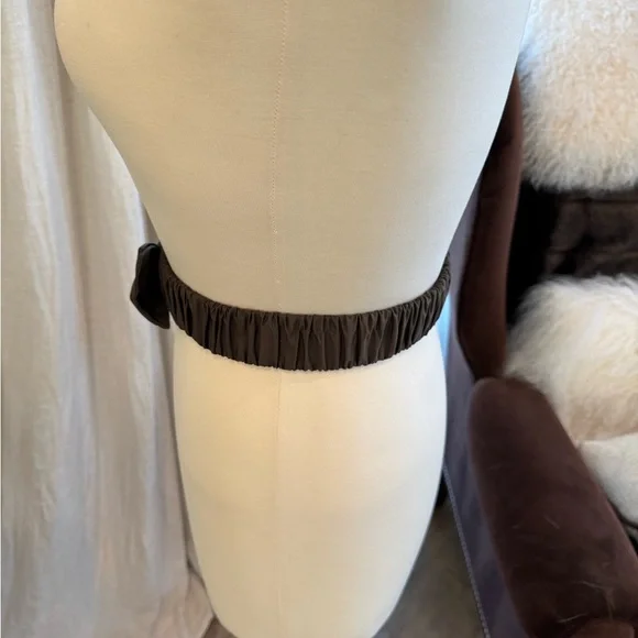 Burberry Olive-colored Bow Belt - Size Small with Elastic - Picture 5 of 14